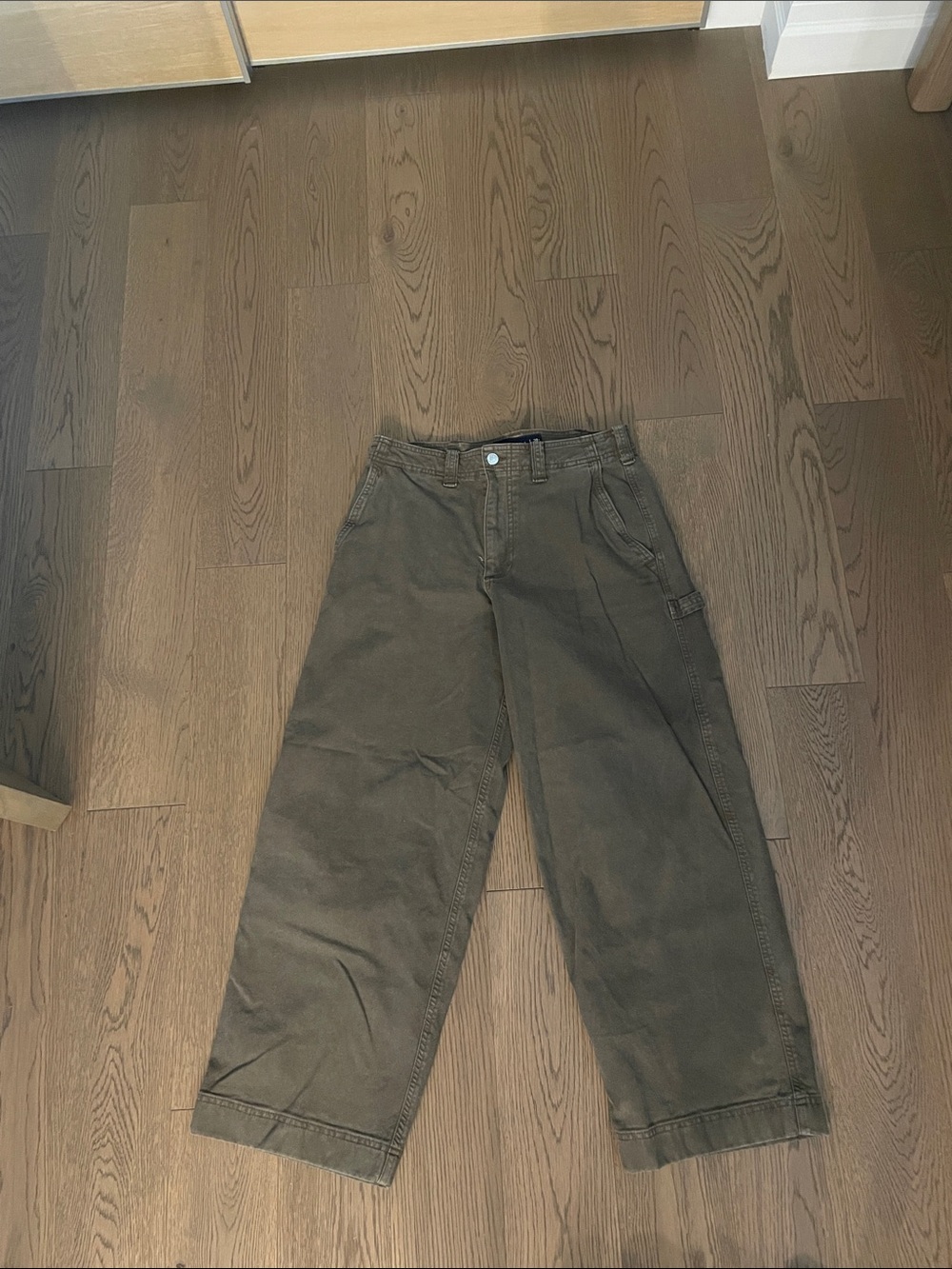 Abercrombie & Fitch Men's Wide Cargo Pants - Brown